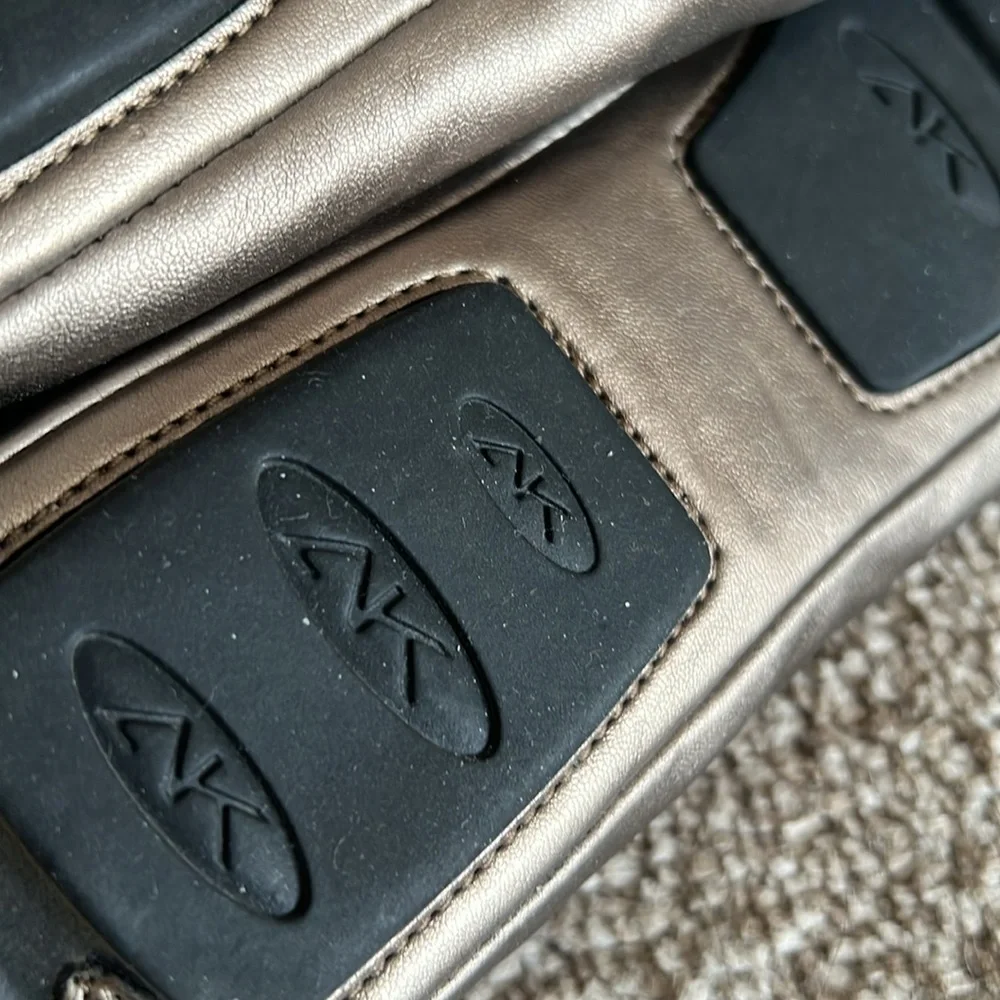 AK ANNE KLEIN: Ballet flat shoes.  Size 7. Gold & Pewter colors. - Picture 7 of 9